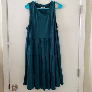 Emerald green dress. SO soft and stretchy! Only worn once